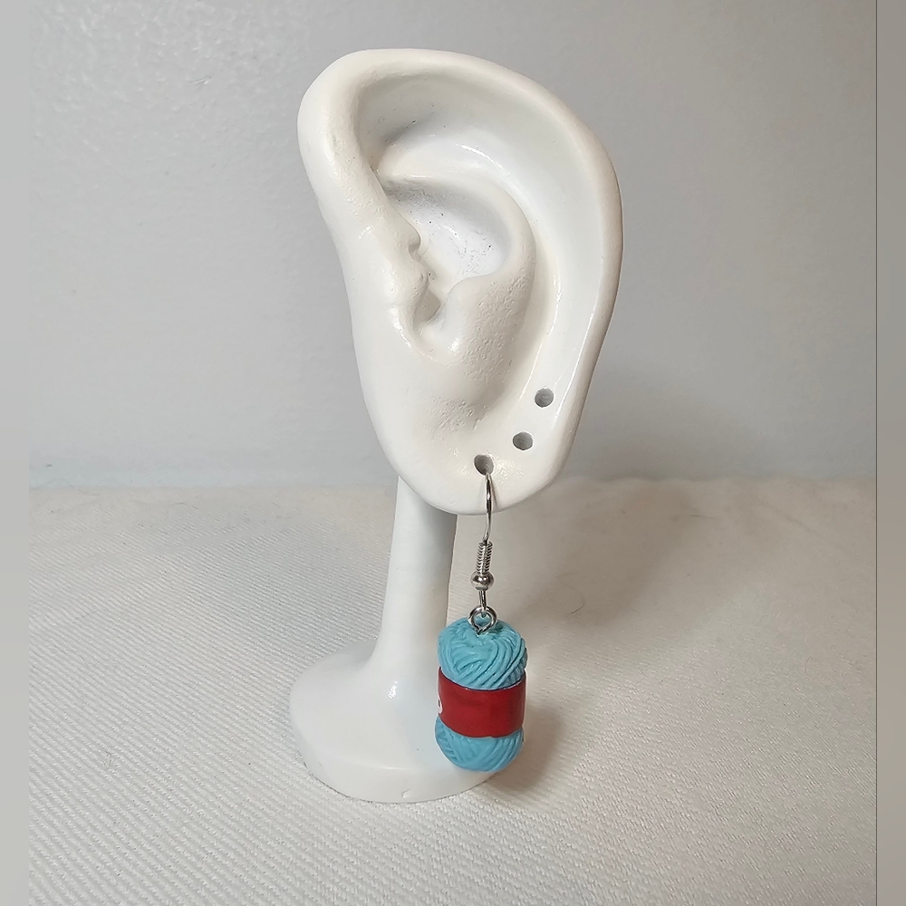 Yarn Earrings NIP - Picture 4 of 4